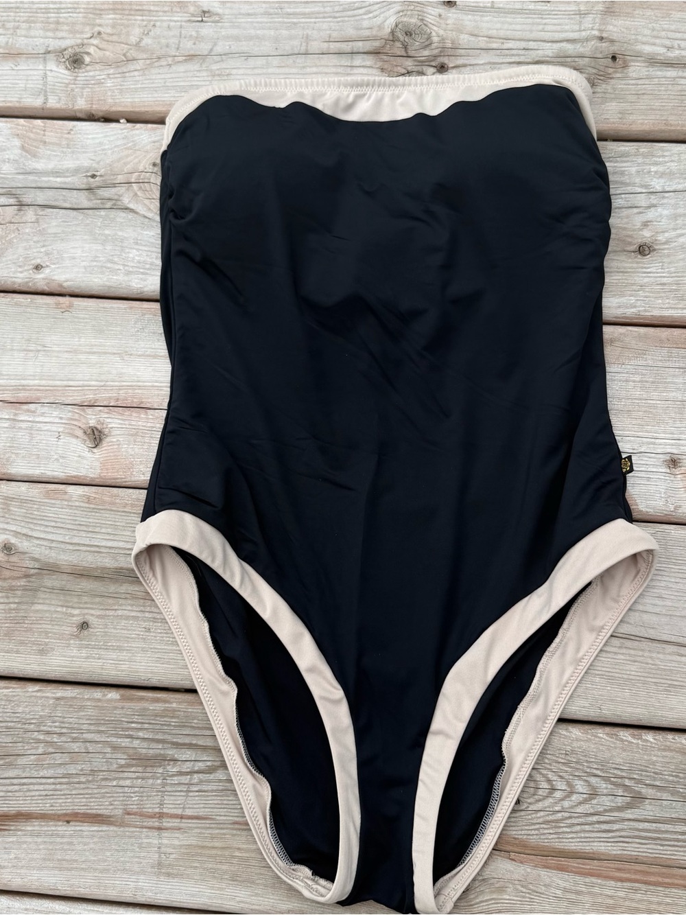 Aqua- La Vie en Rose Strapless One-Piece Swimsuit Black Cream Trim Medium